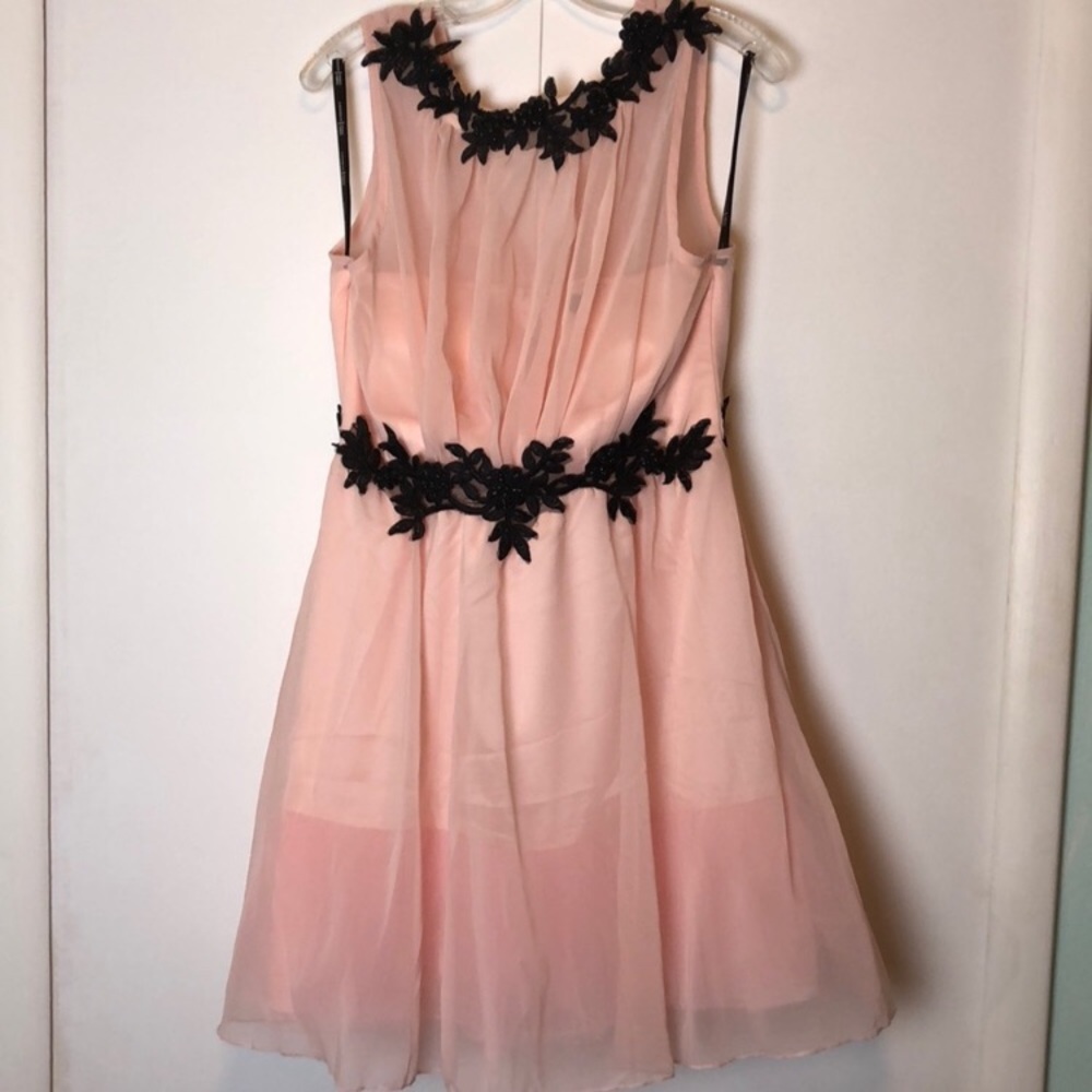 London Dress Company Amanda Sleeveless Dress NWT - Picture 3 of 8